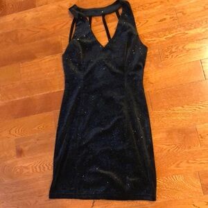 ✨ Sparkly Bodycon Black Dress